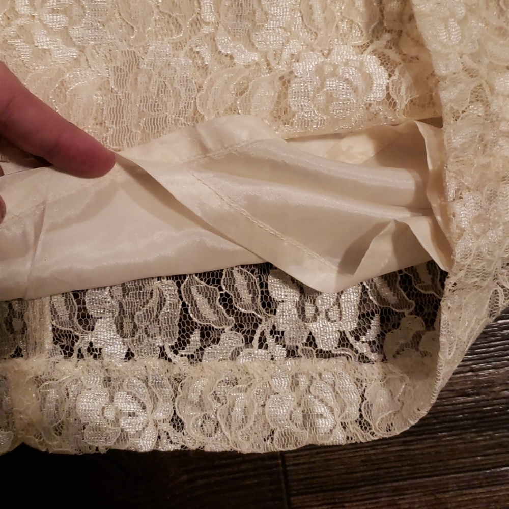 LACE SKIRT - Picture 4 of 5